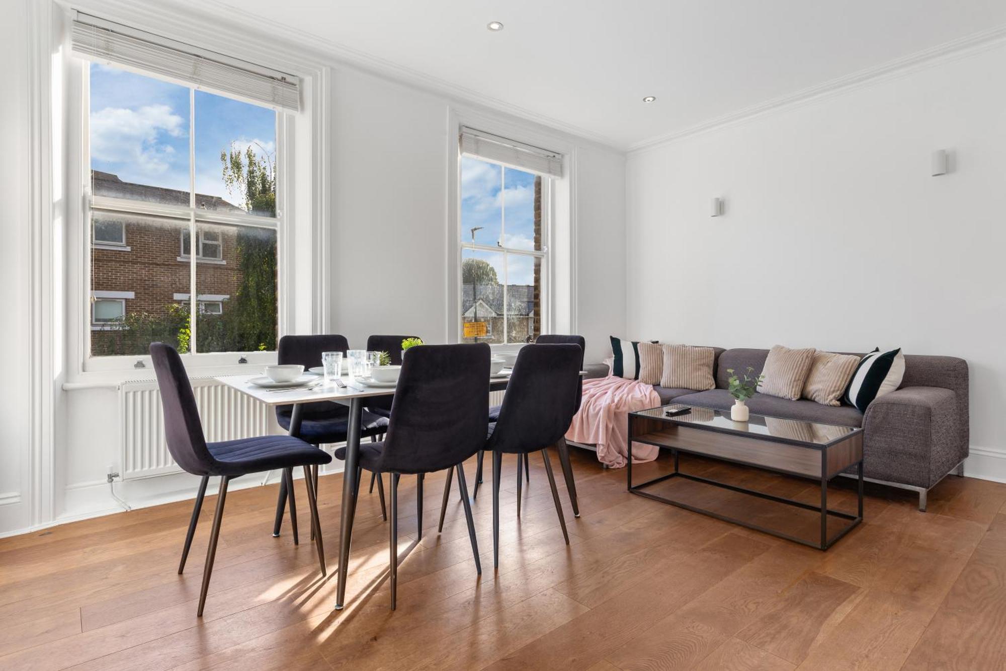 Luxury 4 Bedroom Flat With Stunning Shard View From Terrace In Central London! Next To Station, Sleeps 9 エクステリア 写真