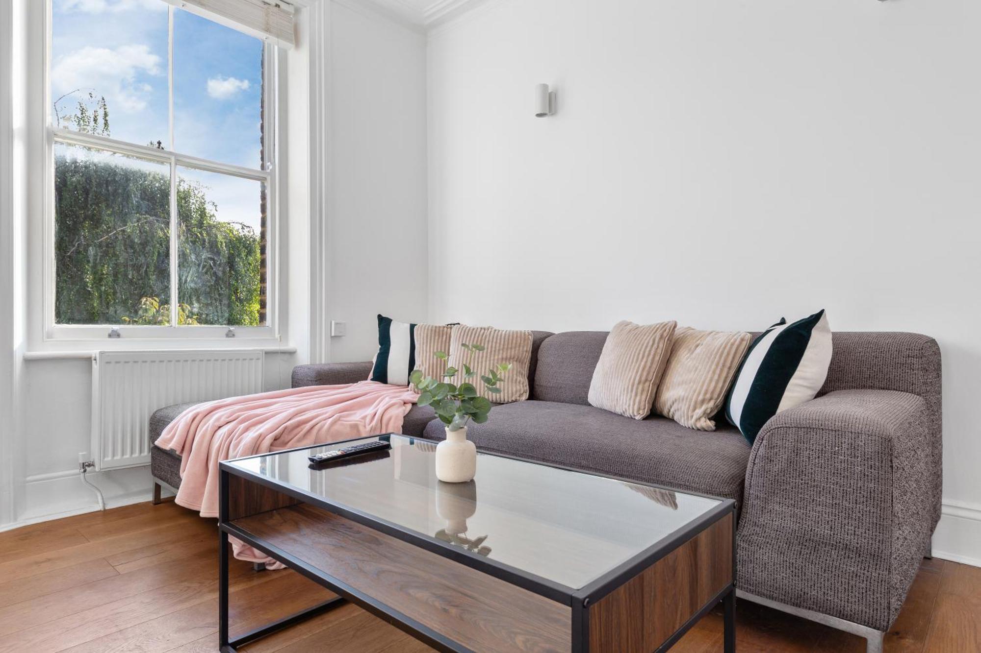 Luxury 4 Bedroom Flat With Stunning Shard View From Terrace In Central London! Next To Station, Sleeps 9 エクステリア 写真