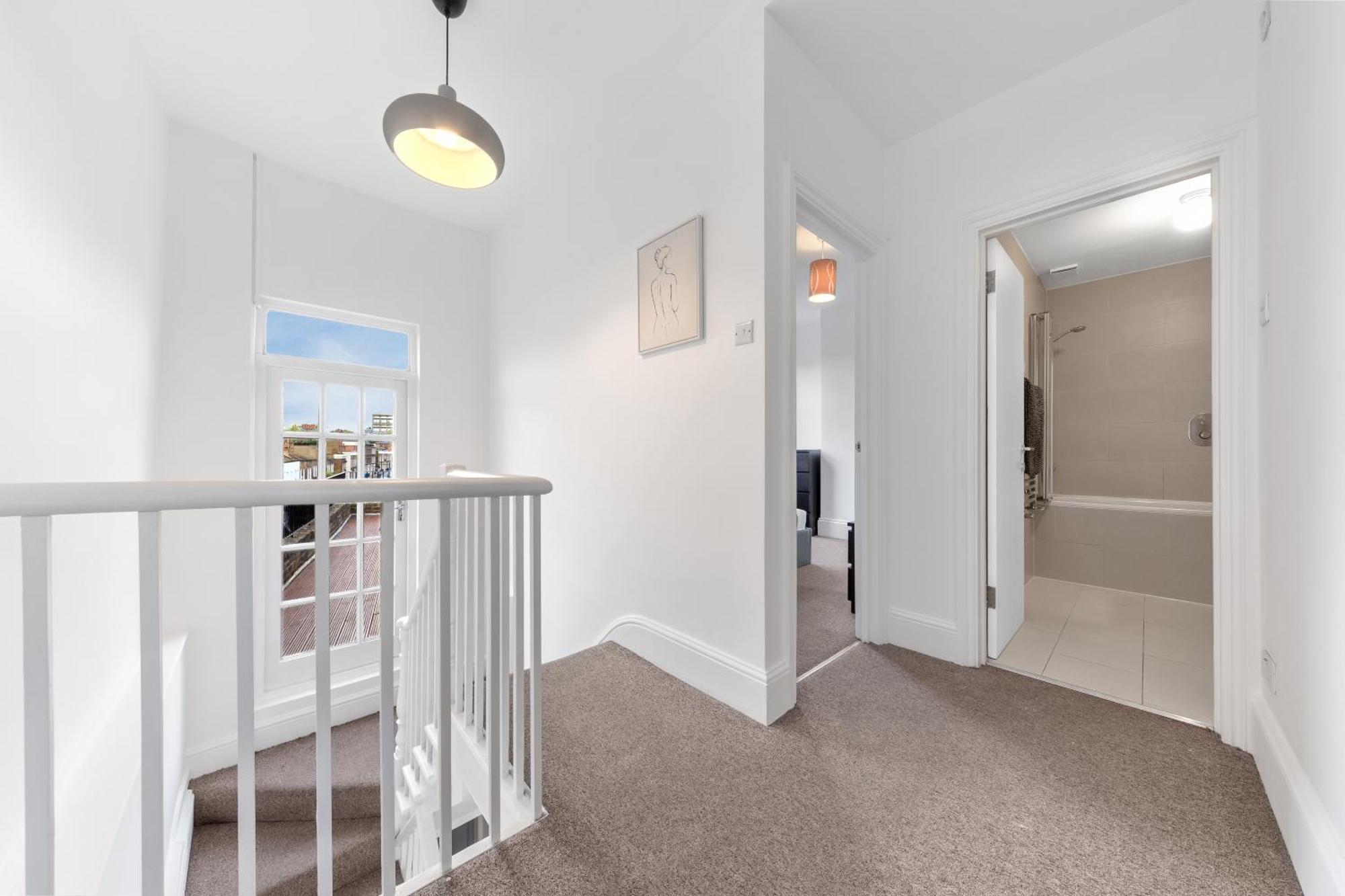 Luxury 4 Bedroom Flat With Stunning Shard View From Terrace In Central London! Next To Station, Sleeps 9 エクステリア 写真