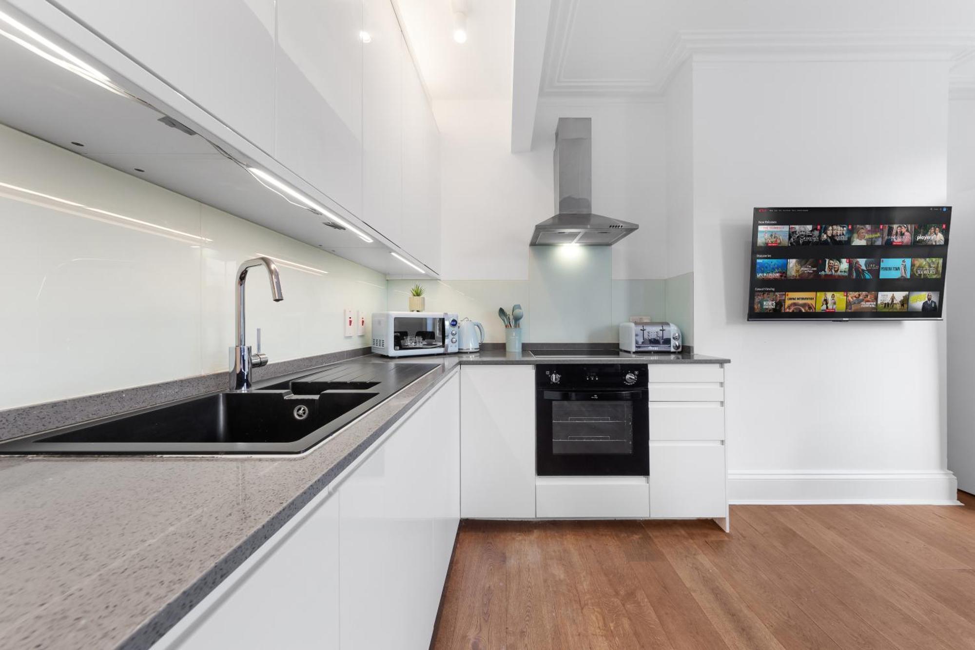 Luxury 4 Bedroom Flat With Stunning Shard View From Terrace In Central London! Next To Station, Sleeps 9 エクステリア 写真