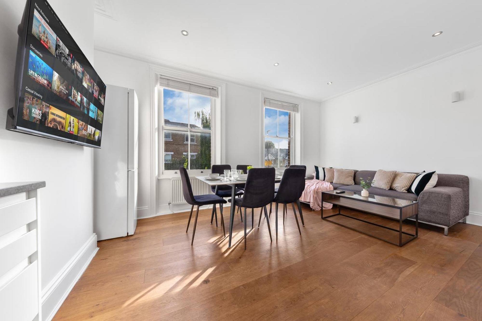 Luxury 4 Bedroom Flat With Stunning Shard View From Terrace In Central London! Next To Station, Sleeps 9 エクステリア 写真