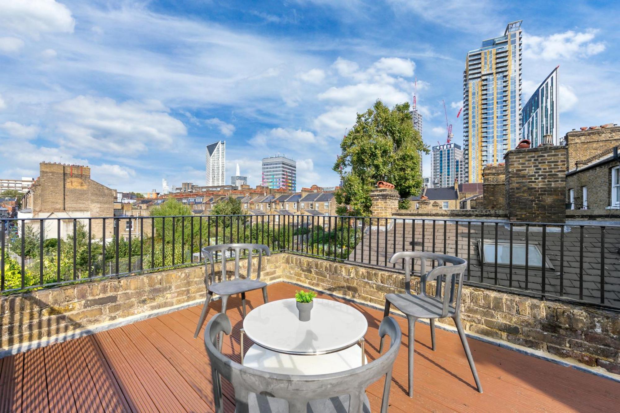 Luxury 4 Bedroom Flat With Stunning Shard View From Terrace In Central London! Next To Station, Sleeps 9 エクステリア 写真