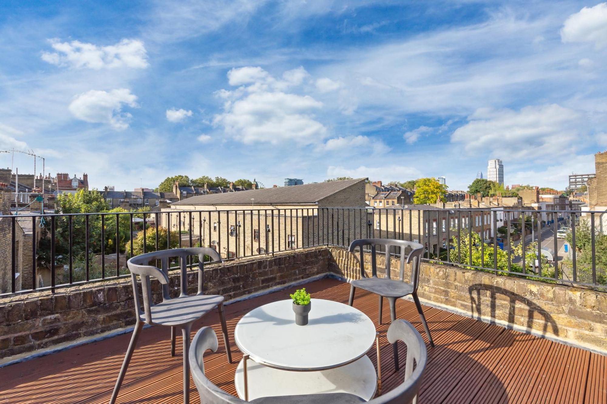 Luxury 4 Bedroom Flat With Stunning Shard View From Terrace In Central London! Next To Station, Sleeps 9 エクステリア 写真