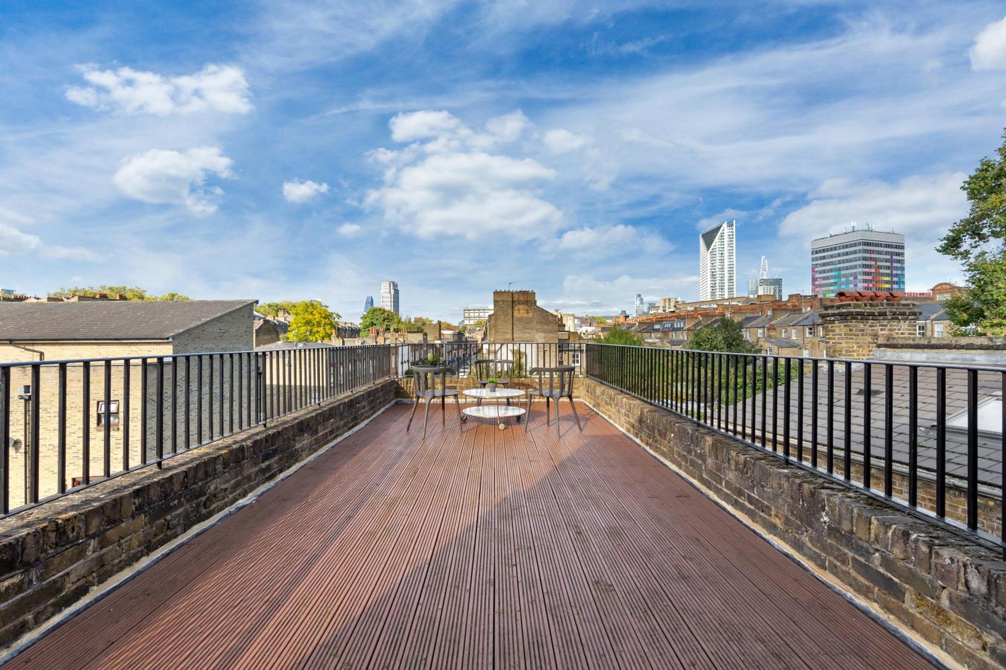 Luxury 4 Bedroom Flat With Stunning Shard View From Terrace In Central London! Next To Station, Sleeps 9 エクステリア 写真