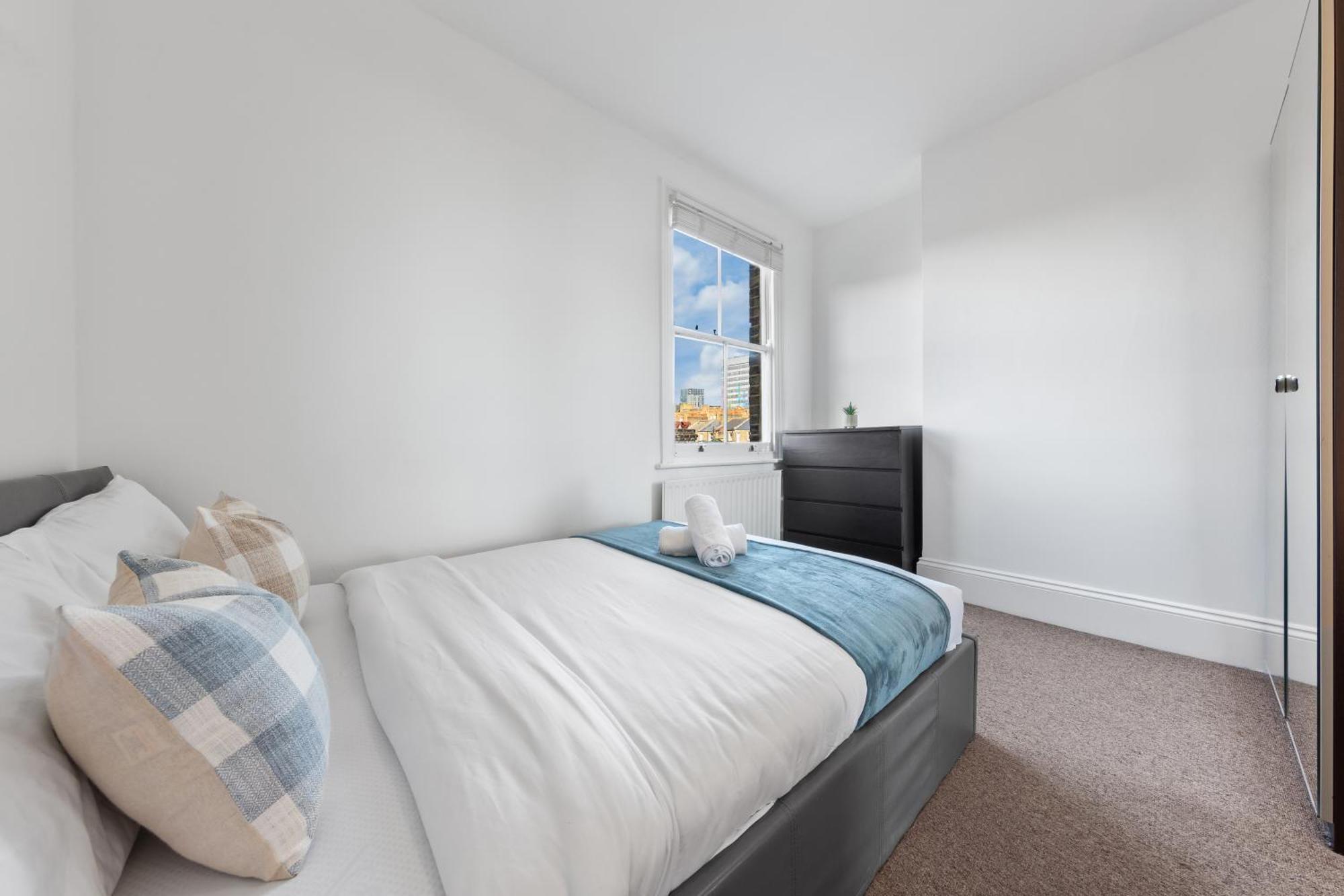 Luxury 4 Bedroom Flat With Stunning Shard View From Terrace In Central London! Next To Station, Sleeps 9 エクステリア 写真
