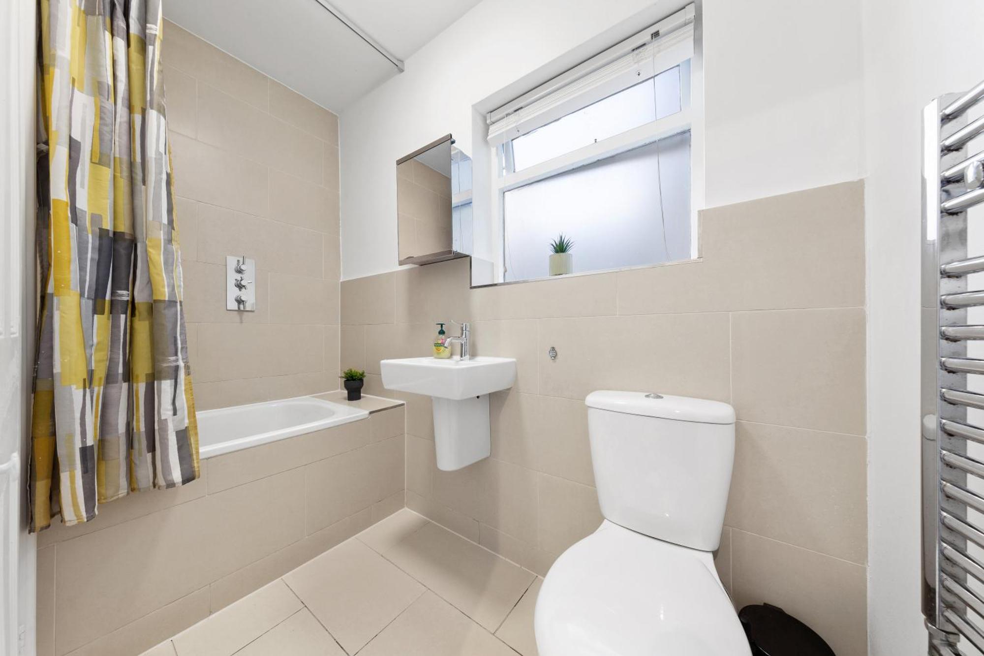 Luxury 4 Bedroom Flat With Stunning Shard View From Terrace In Central London! Next To Station, Sleeps 9 エクステリア 写真