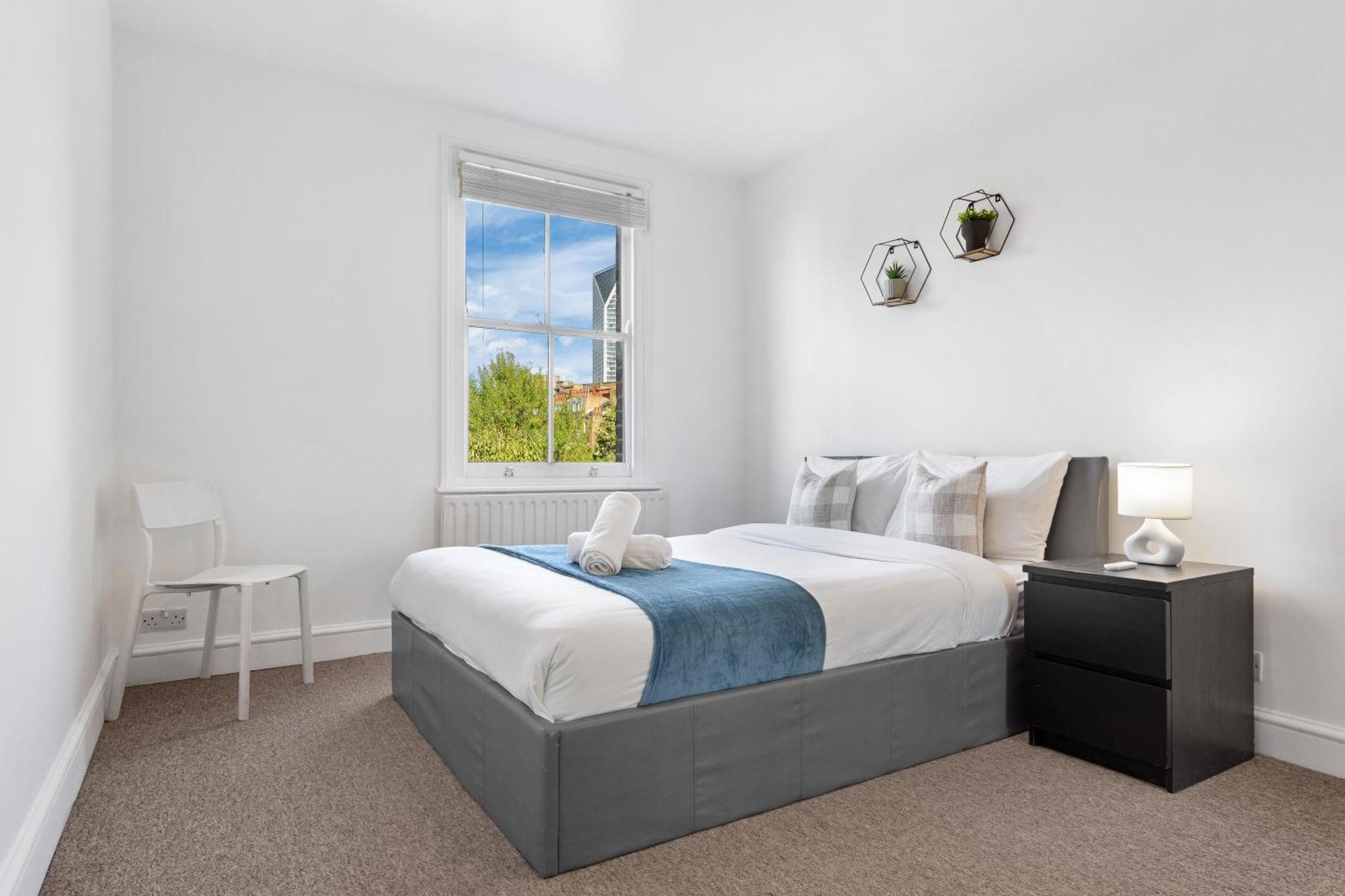 Luxury 4 Bedroom Flat With Stunning Shard View From Terrace In Central London! Next To Station, Sleeps 9 エクステリア 写真