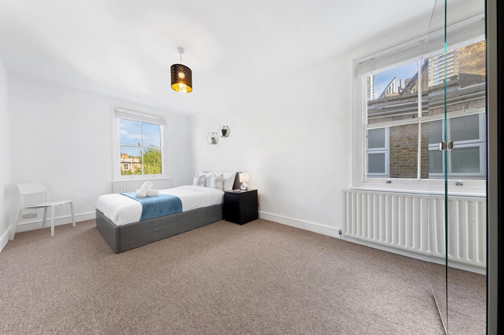 Luxury 4 Bedroom Flat With Stunning Shard View From Terrace In Central London! Next To Station, Sleeps 9 エクステリア 写真